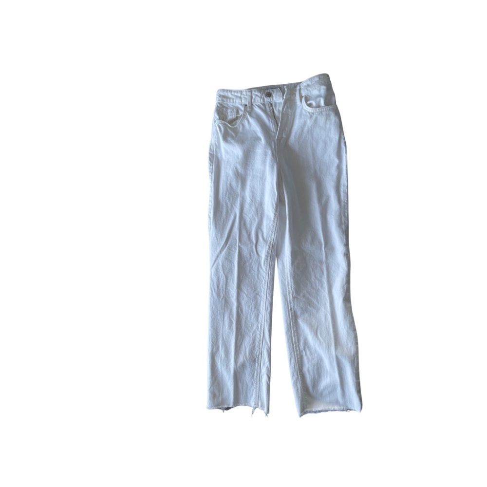 ZARA White Raw-Hem Straight Jeans (Size 4, Worn Once)
